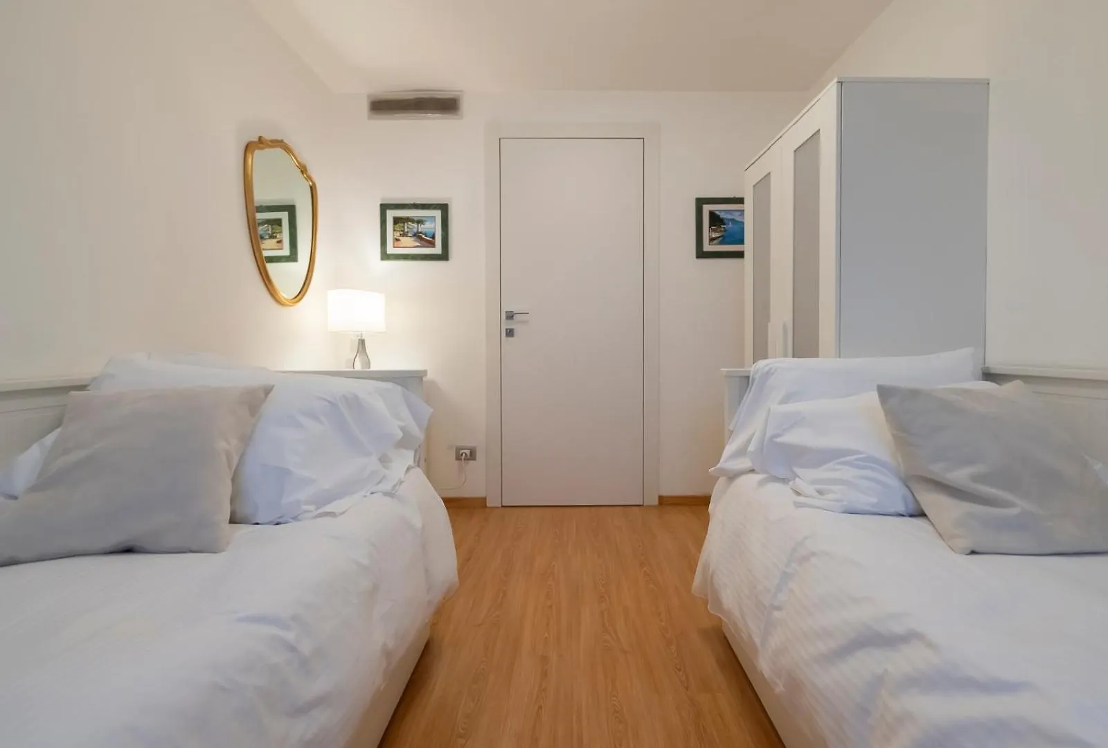 Xenia Apartments - Luxury & Elegant Penthouse In City Life Milan