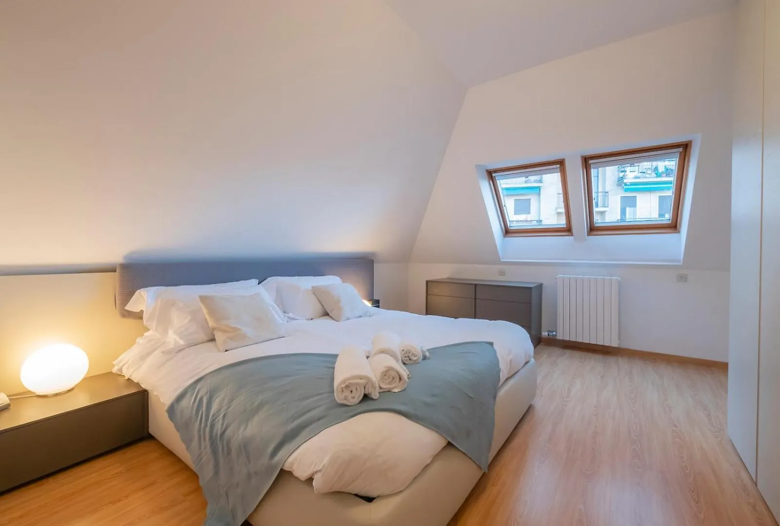 Xenia Apartments - Luxury & Elegant Penthouse In City Life Milan