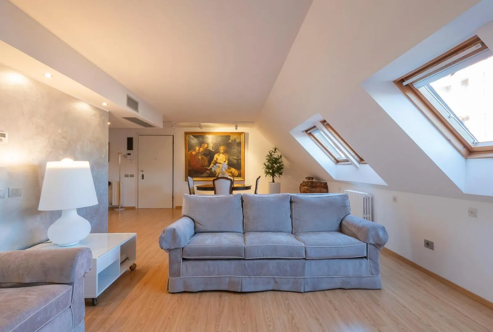 Xenia Apartments - Luxury & Elegant Penthouse In City Life Milan 0*,