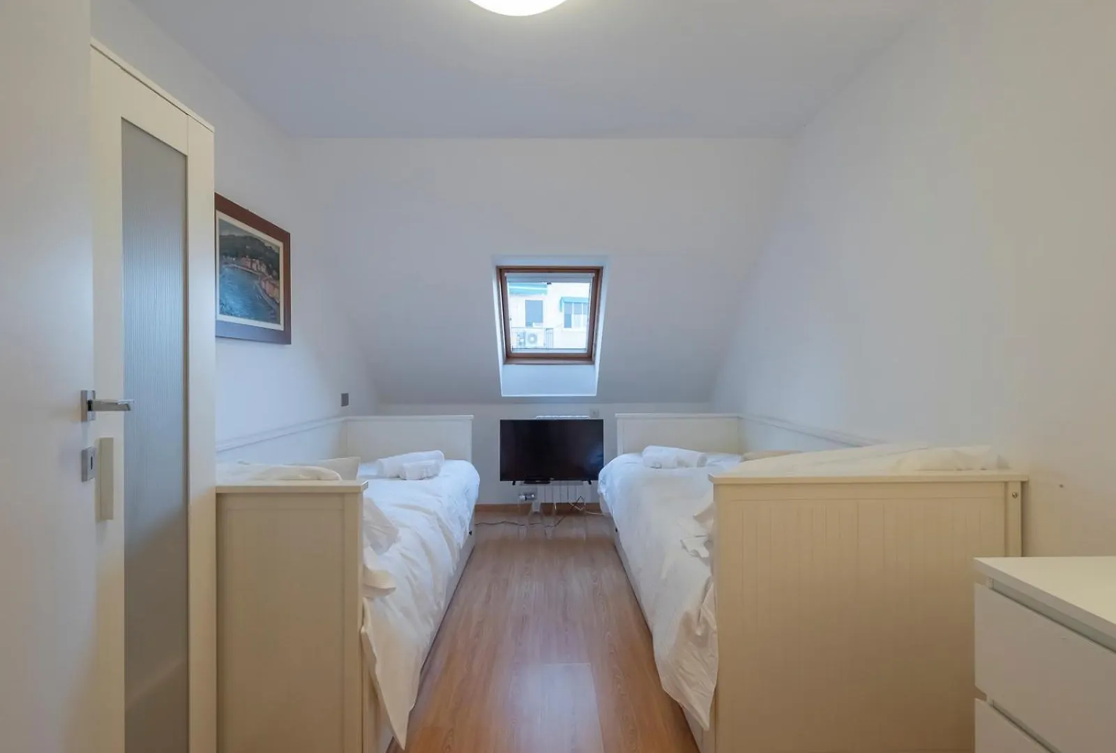 Xenia Apartments - Luxury & Elegant Penthouse In City Life Milan 0*,  Italy